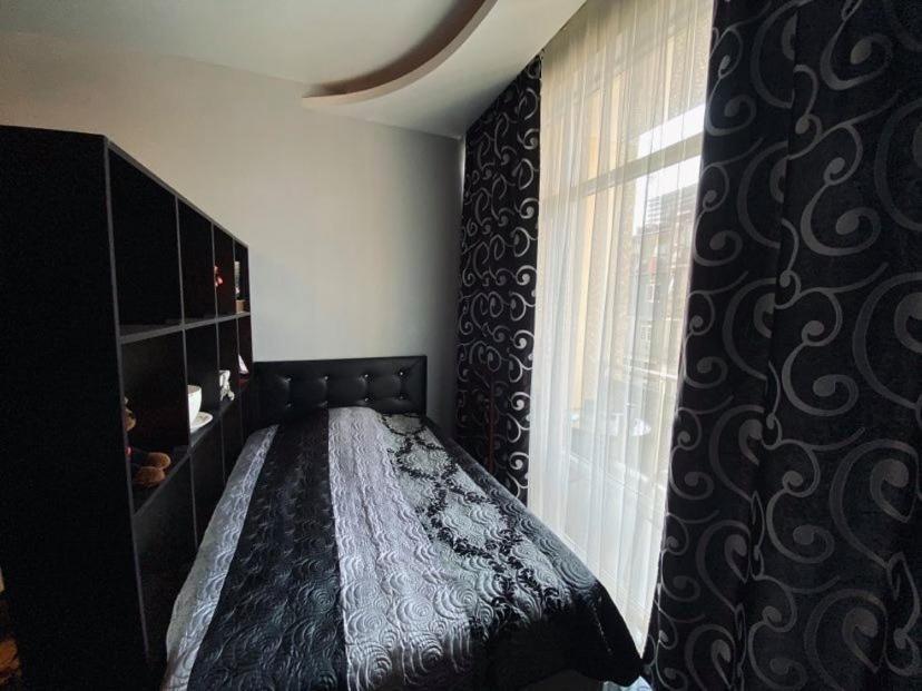Apartment Vaja Fshavela N16 Batumi Eksteriør billede