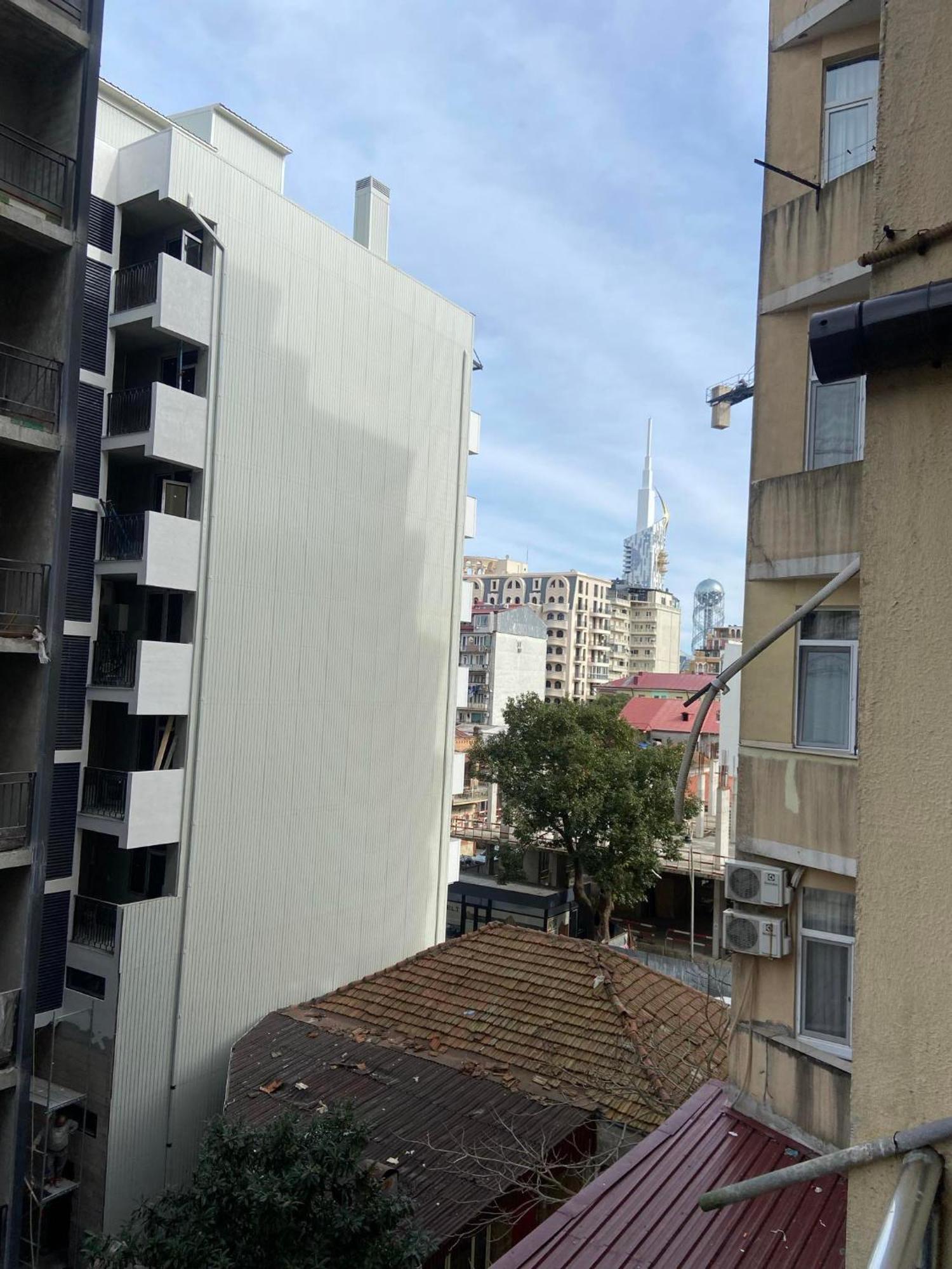 Apartment Vaja Fshavela N16 Batumi Eksteriør billede