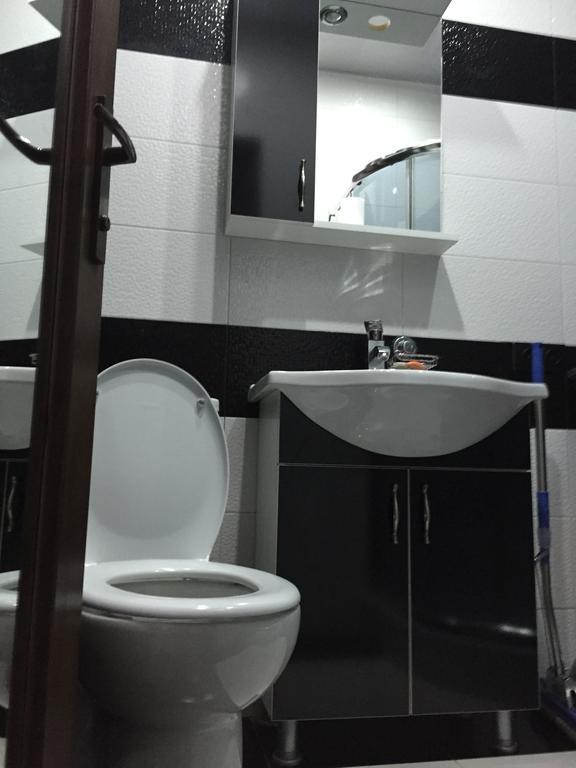 Apartment Vaja Fshavela N16 Batumi Værelse billede