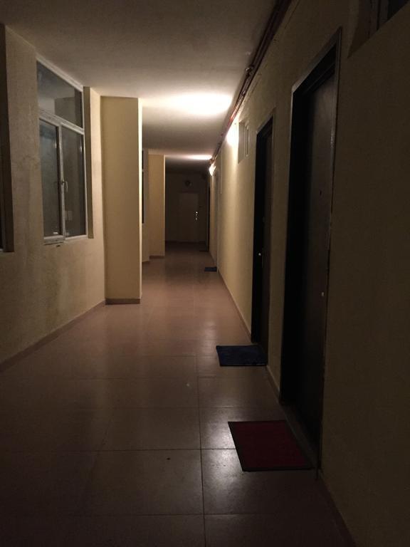 Apartment Vaja Fshavela N16 Batumi Eksteriør billede