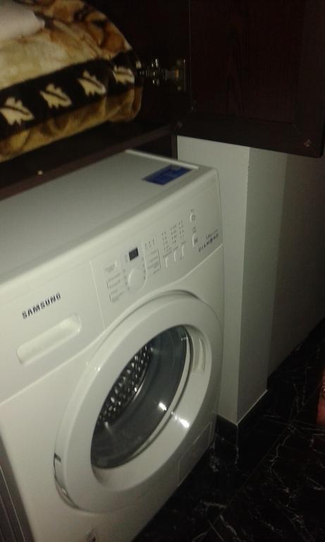Apartment Vaja Fshavela N16 Batumi Eksteriør billede