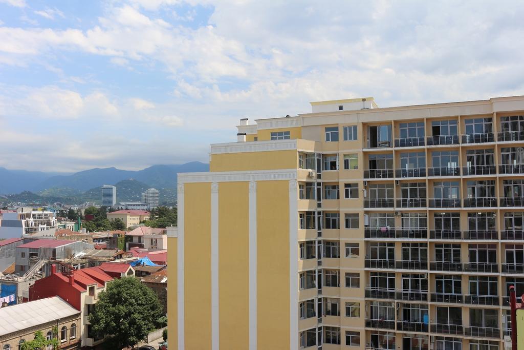 Apartment Vaja Fshavela N16 Batumi Eksteriør billede